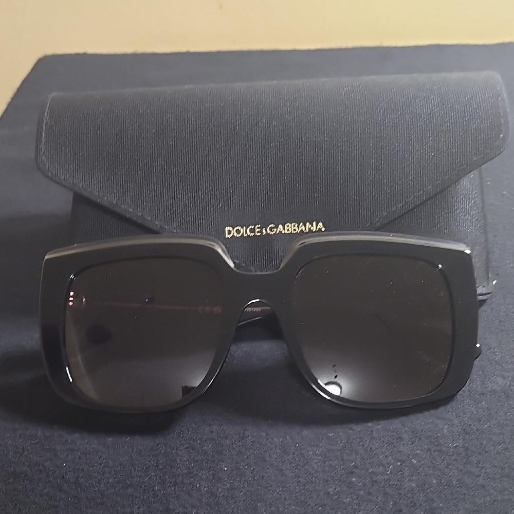 Dolce & Gabbana Dark Frame Sunglasses